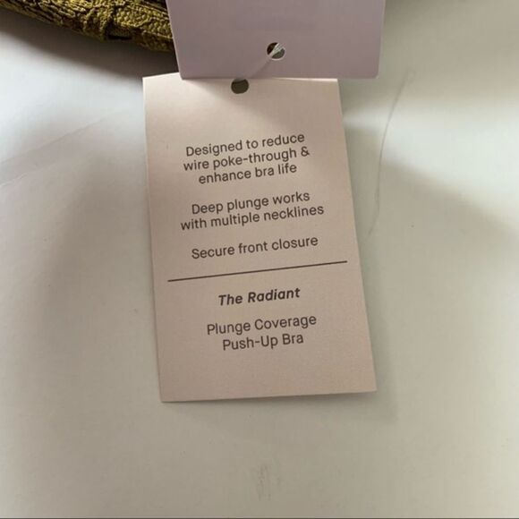 Auden The Radiant Plunge Coverage Push-Up Bra - Picture 5 of 8